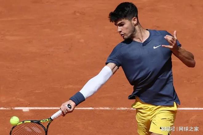 发挥内线高 发挥内线高